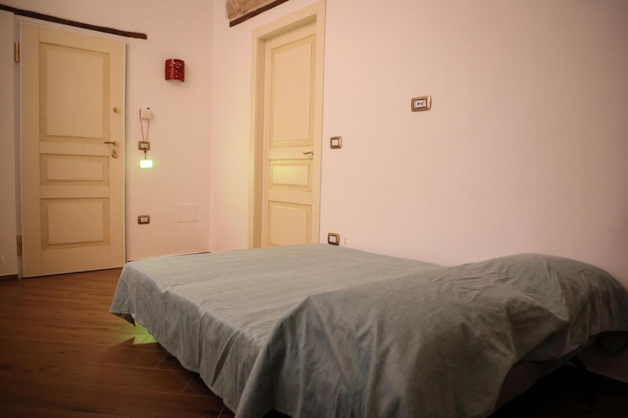 Appartement Petramare Charming House à Salernes Extérieur photo